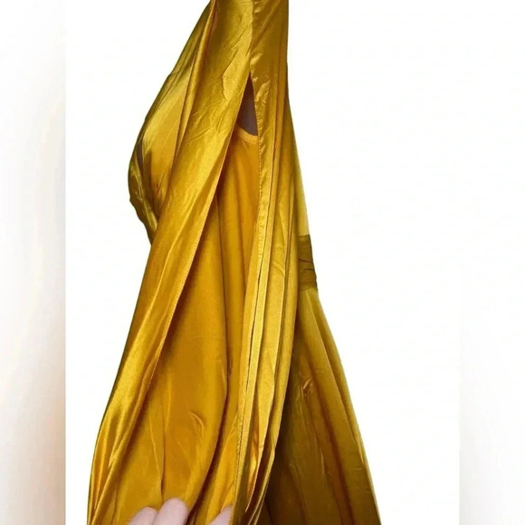 Mac Duggal New 67847 Marigold Split Bishop Sleeve Wrap Flowy Gown Size 10 - Picture 5 of 10